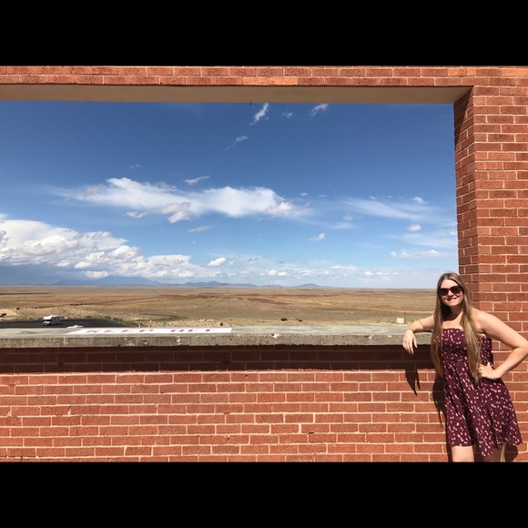 Meet your Posher, Olivia - Picture 4 of 5